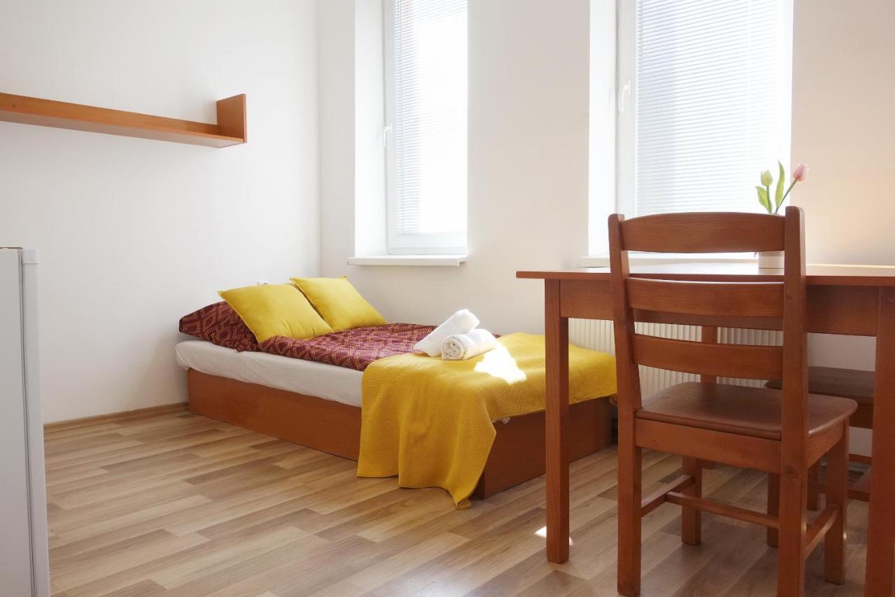 Apartmany Alzuz Rózsahegy Kültér fotó
